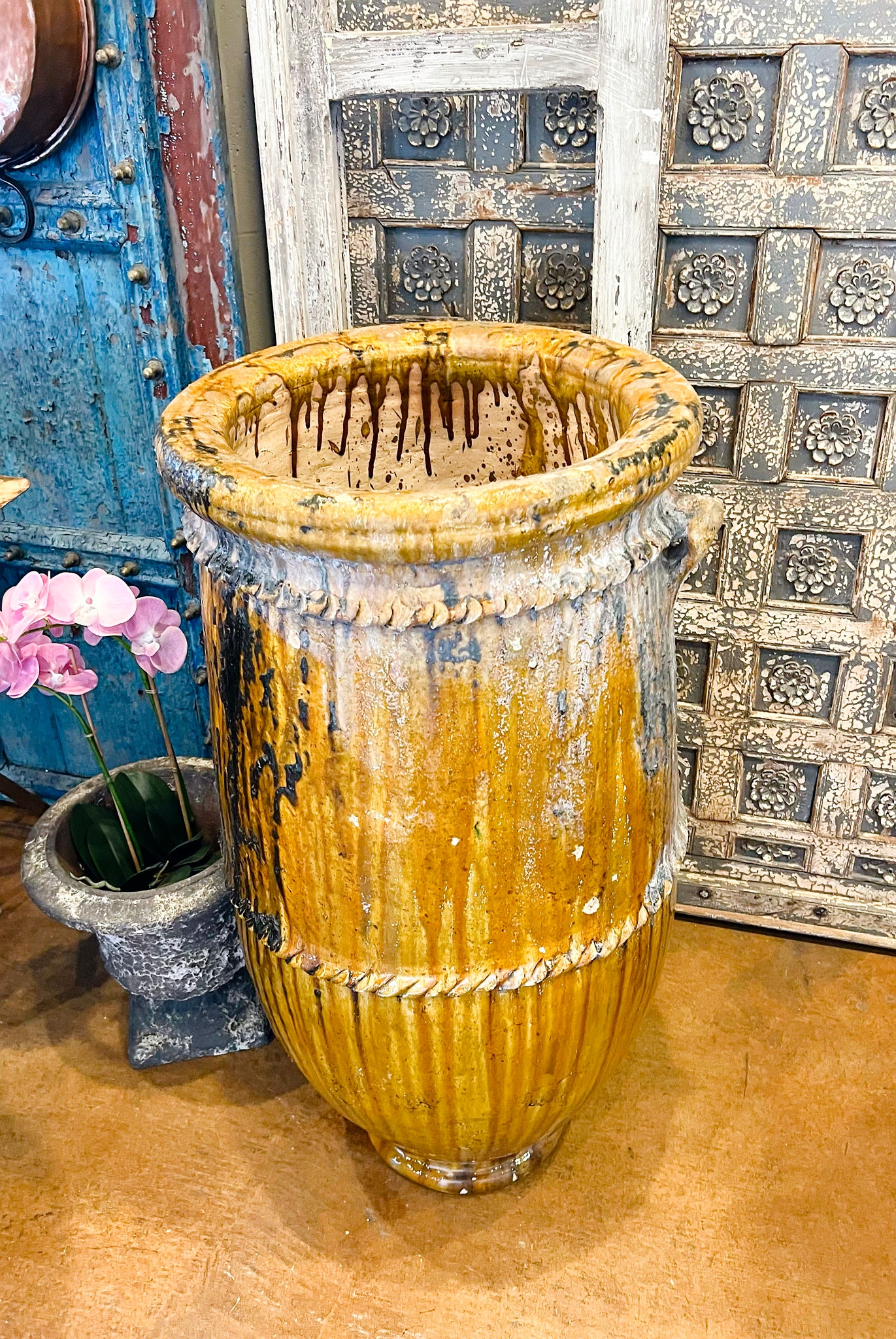 Mustard Tamegroute Handle Pot