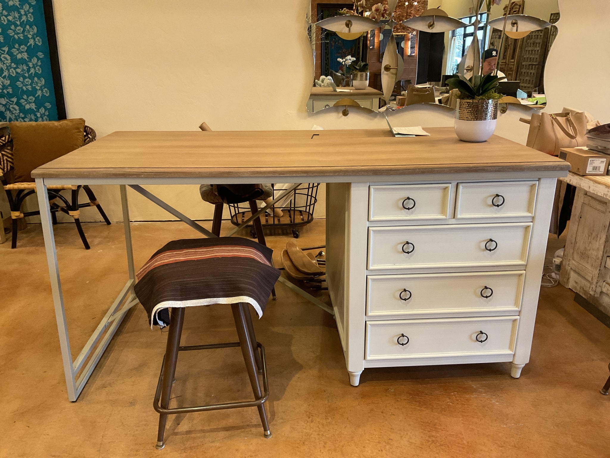 Studio Work Table – Sanctuarie