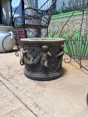 Cherub Round Pot