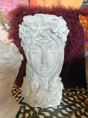 Concrete Face Planter Large