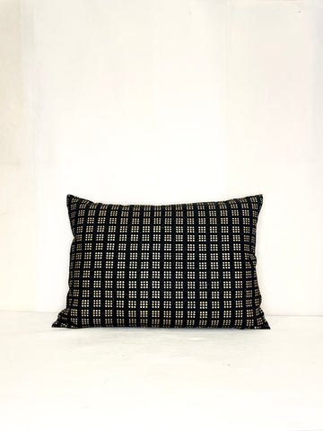 Kelly Wearstler Geometric Paradox 17 x 24