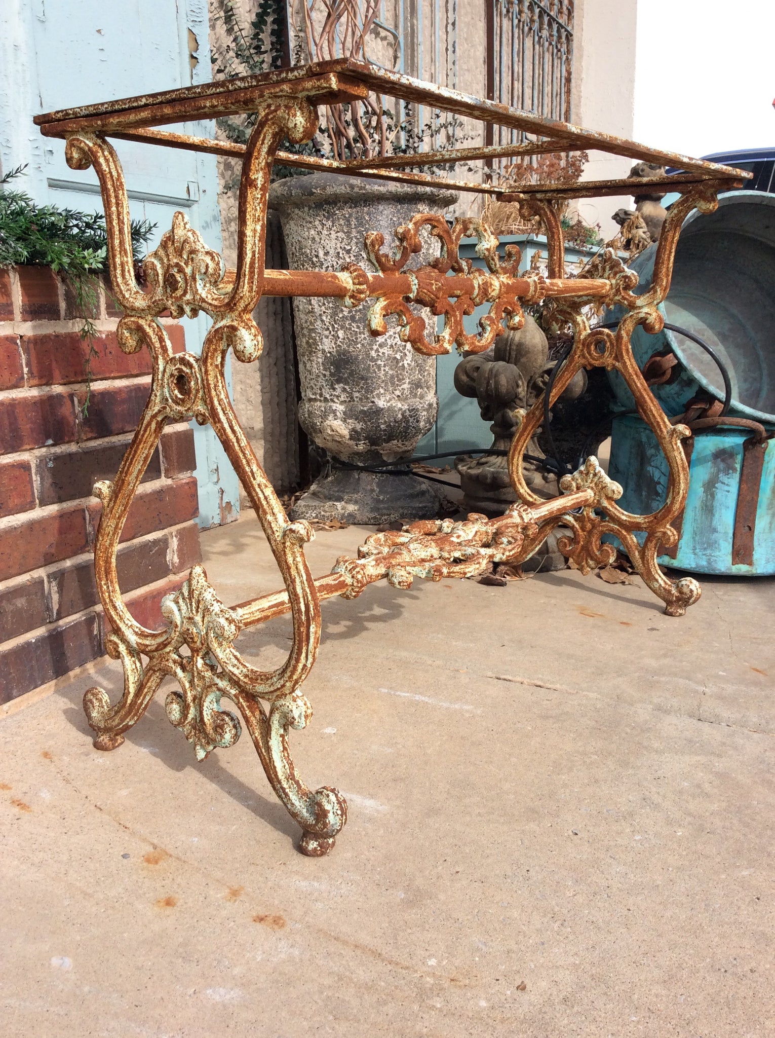 Iron Table Base - Green