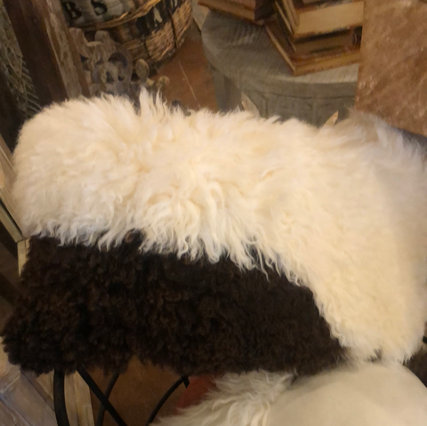 Pillow-Fur Lumbar