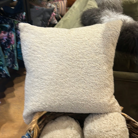 Boucle Pillow 24 x 24