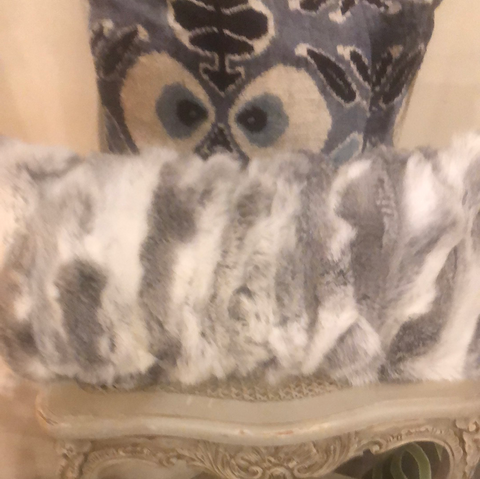 Lumbar Rabbit Pillow