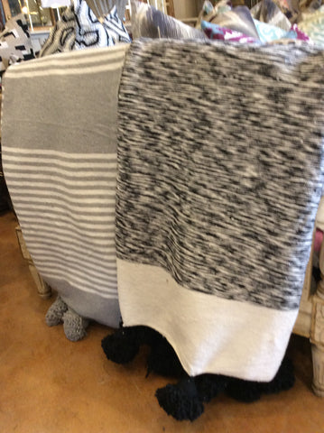 Pom Pom Blankets