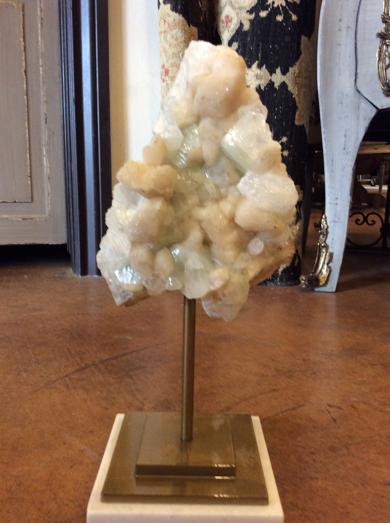 Mineral Cluster- mounted